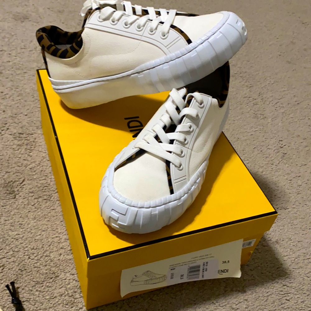 Brand New, this season Fendi sneakers!